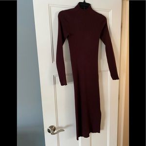 Fitted long sleeve MATERNITY midi dress -burgundy